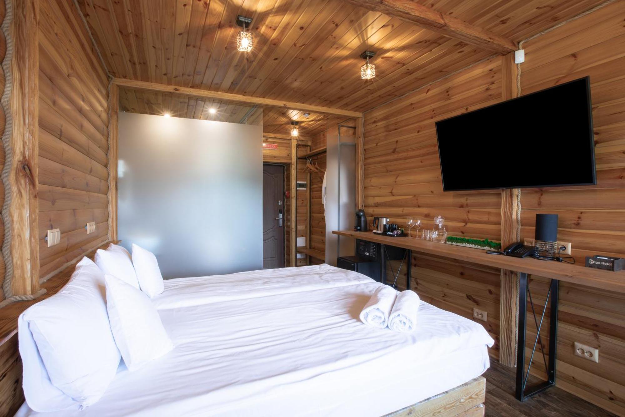 Ego Hotel Yablunytsia Buitenkant foto